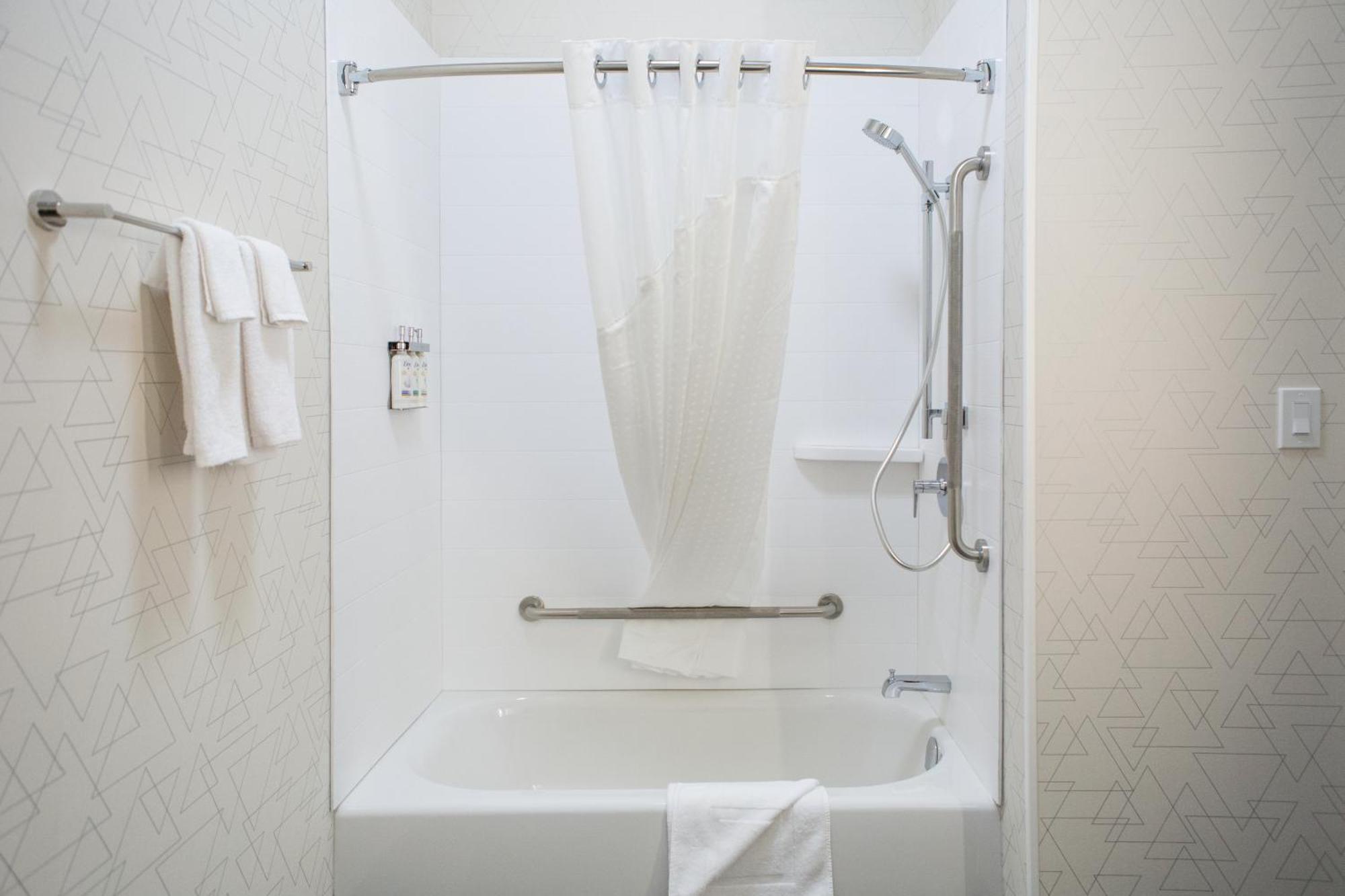 Holiday Inn Express & Suites Prince Albert - South By Ihg 外观 照片